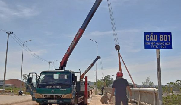 giá thuê xe cẩu 10 tấn quảng ngãi giá thuê xe cẩu 10 tấn quảng ngãi